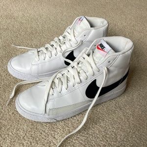 Nike Blazer Mid '77 "White/Black"